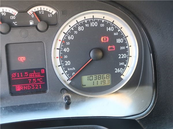 大众 高尔夫 2005款  自动挡舒适性超强的一款汽车