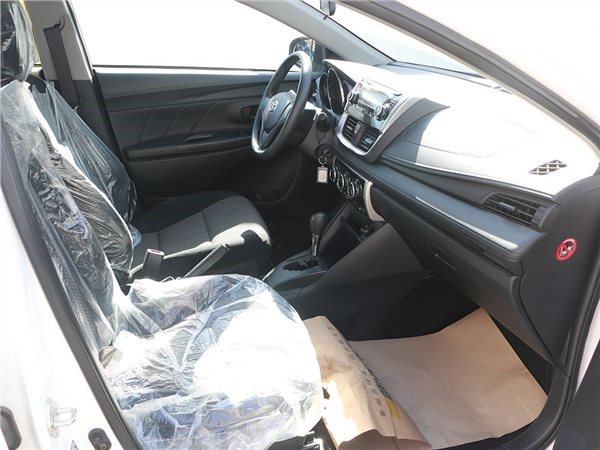 家用经济型轿车—17款自动挡丰田威驰