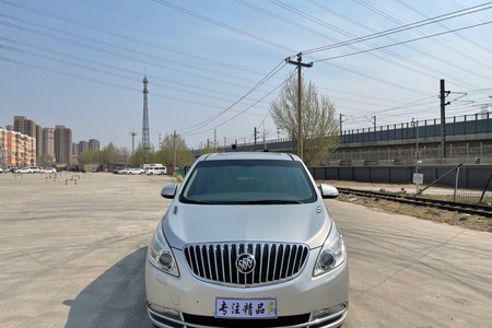 辽阳二手别克GL8 2011款 豪华商务车 2.4 LT 行政版