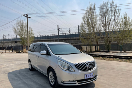 辽阳二手别克GL8 2011款 豪华商务车 2.4 LT 行政版