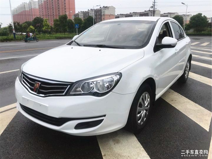 二手荣威3502014款1.5L 排量手动讯捷版 价格0.99万