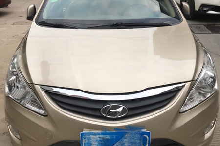南平二手现代瑞纳 2010款 三厢 1.4L GL MT