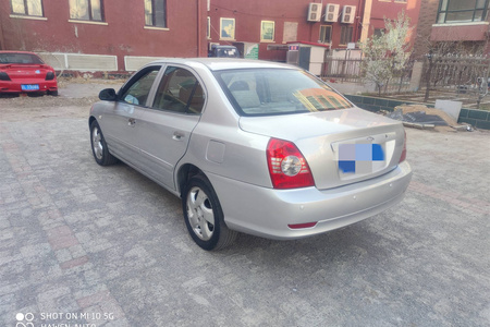 锦州二手现代伊兰特 2004款 三厢 1.8L手动豪华型