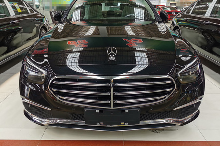 临沂二手奔驰E级 2021款 改款 E 260 L